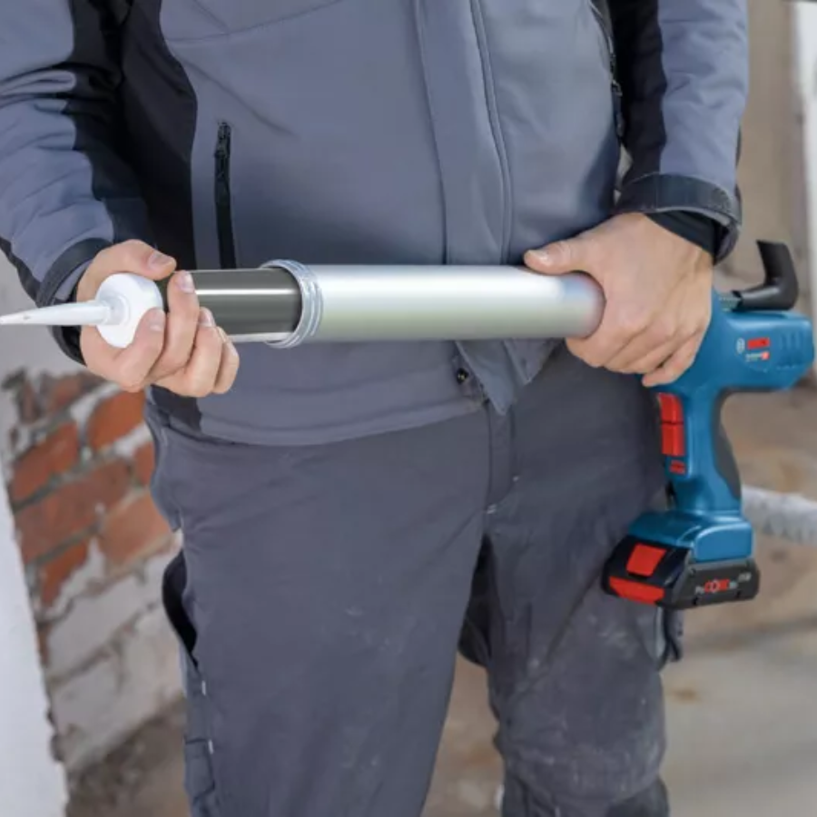 BOSCH AKU PIŠTOLJA ZA SILIKON GCG 18V 600 SOLO Ecomex