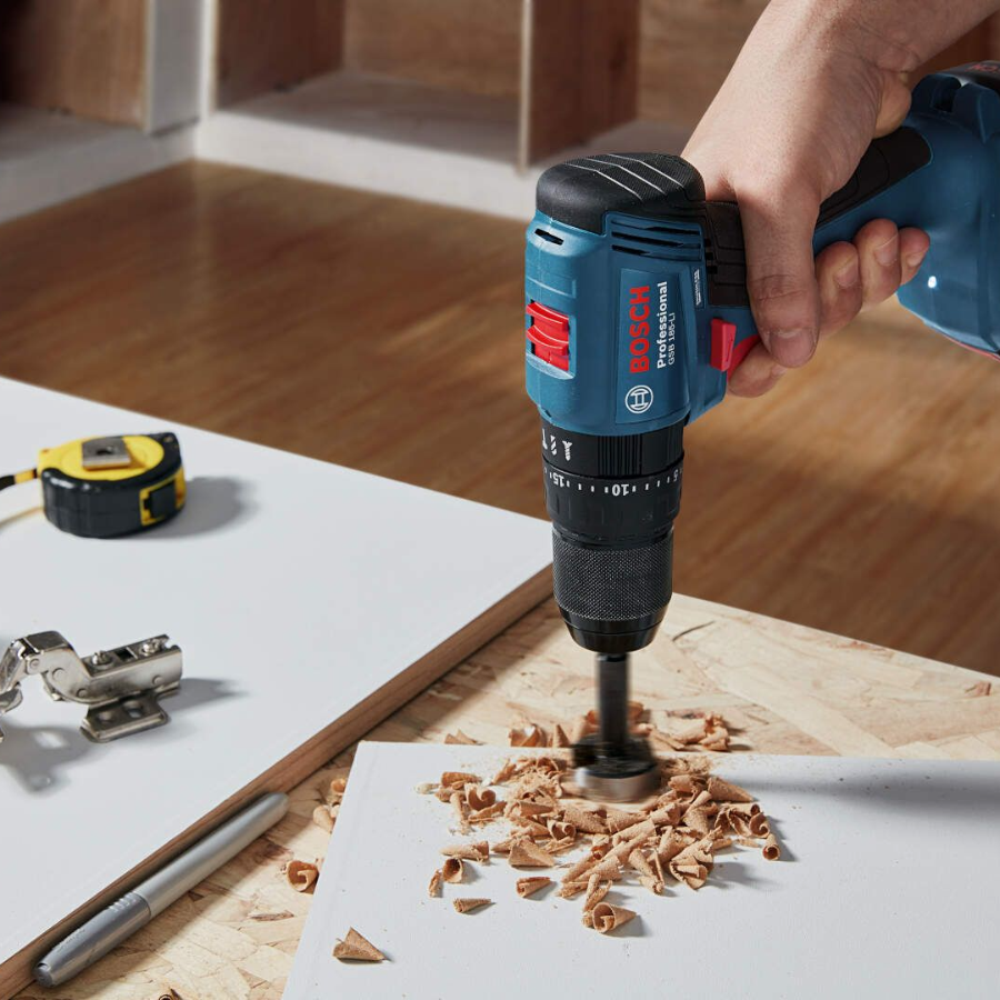 BOSCH AKU VIBRACIONA BUŠILICA GSB 185 2x2.0 Ah 82 Ecomex