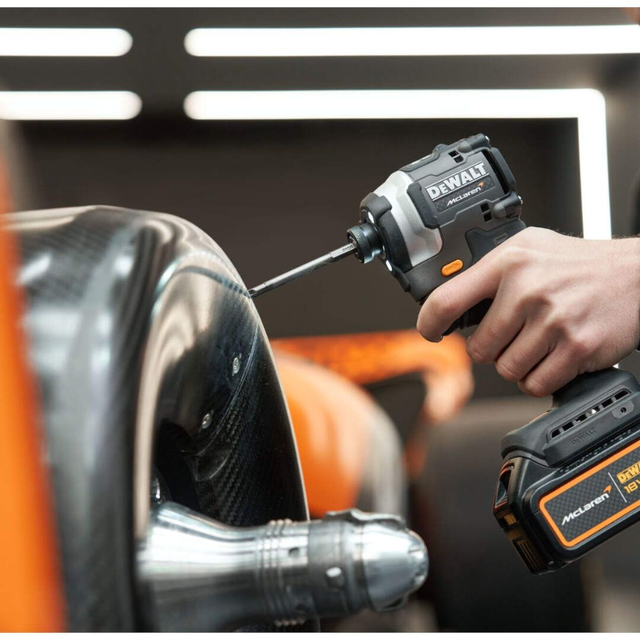 DEWALT AKU BUŠILICA/UDARNI ODVRTAČ 18V DCK200MP2T Ecomex