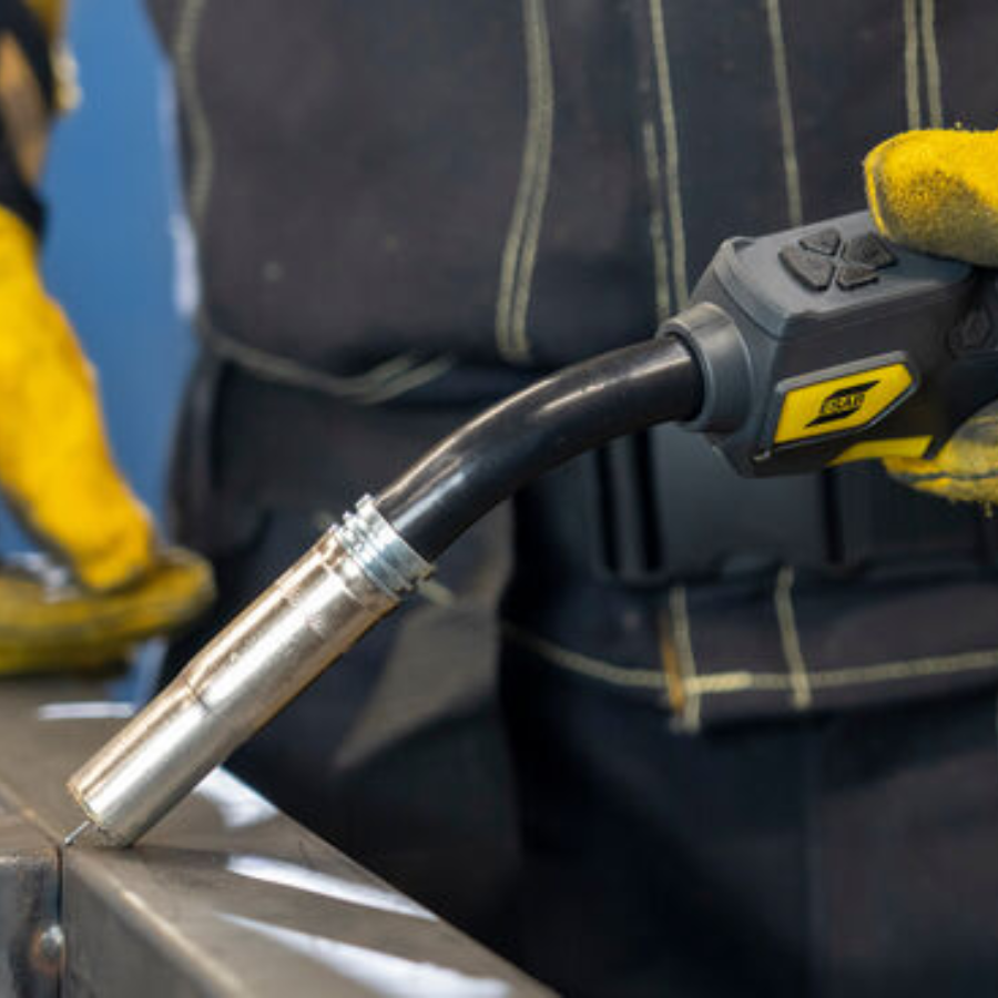 ESAB APARAT MIG MAG RUSTLER EM 350Cw PRO SYN PULSE Ecomex