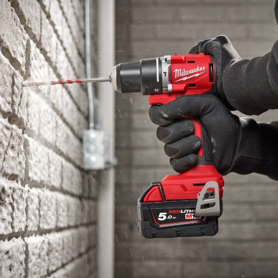 MILWAUKEE AKU BUŠILICA M18BLDDRC-502C Ecomex